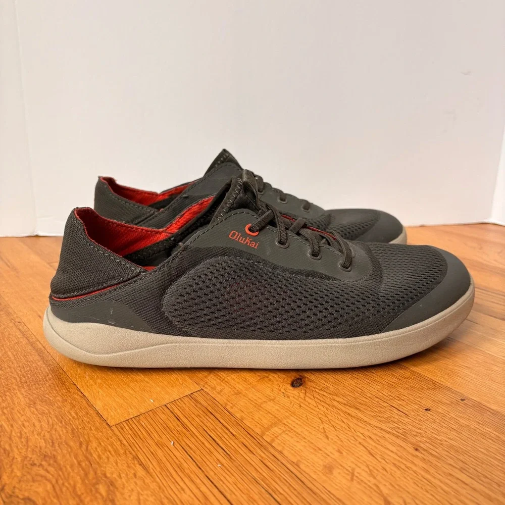 OluKai Moku Pae Mens 10 Dark Grey Red Mesh Boat Shoes Sneakers 10472-4EKZ